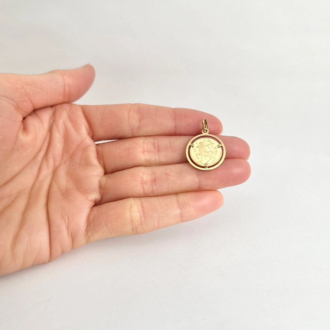 Vintage 1970's Italian Unoaerre Giampaoli Charm Pendant 18K Yellow Gold, 2.35 Gr - 3