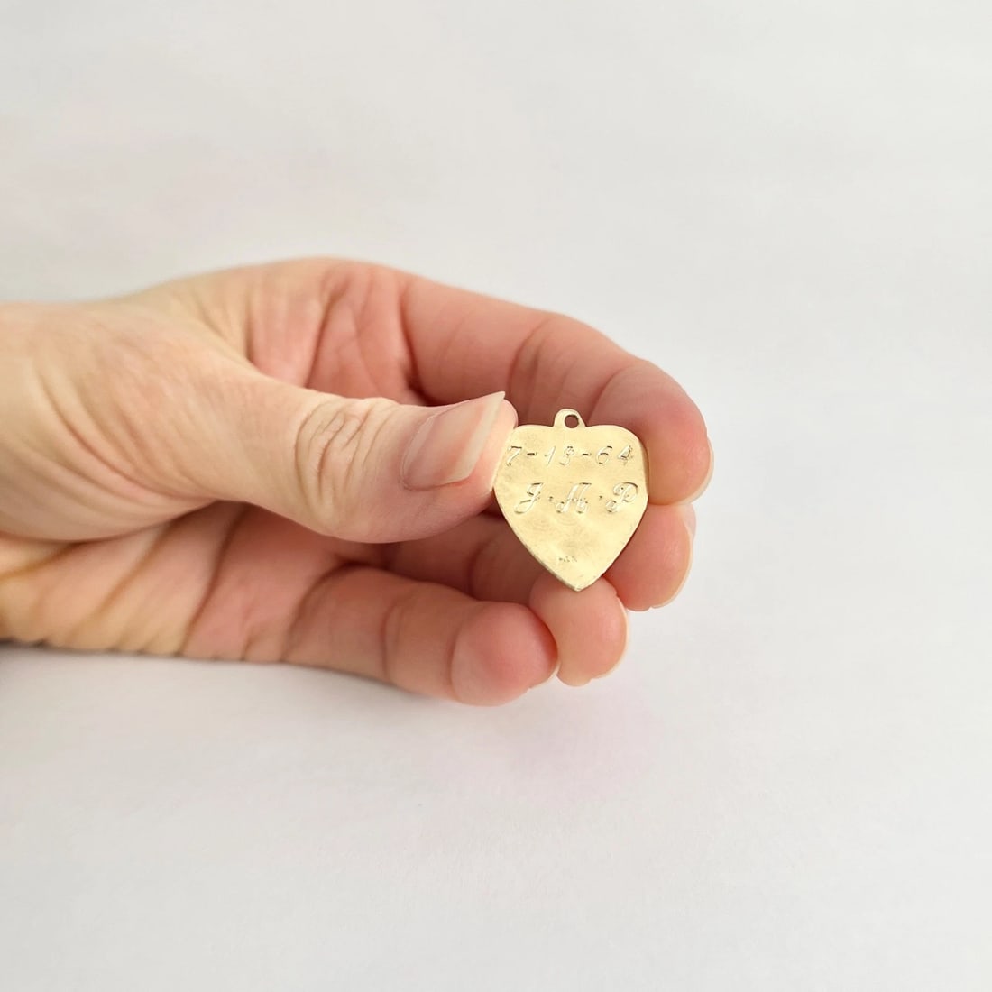 Vintage 1960's Fluted Pearl Heart Charm Necklace Pendant 14K Yellow Gold 1.21 Gr - 4