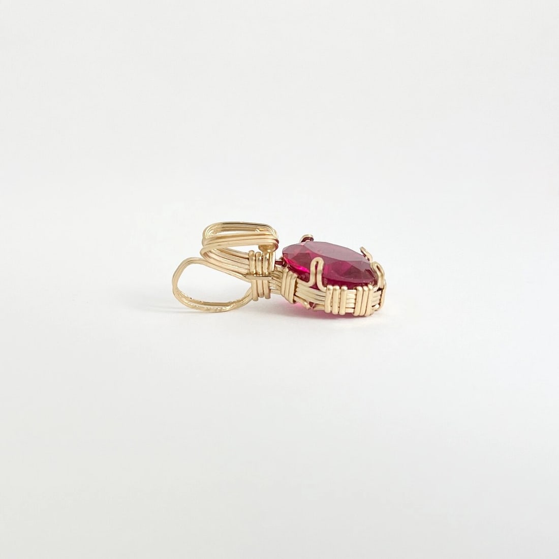 Vintage 1960's Red Gemstone Pendant 10K Yellow Gold, 4.78 Grams - 7