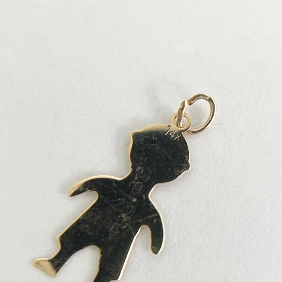 Vintage 1980's Matthew Boy Name Charm Pendant 14K Yellow Gold, .35 Grams - 8