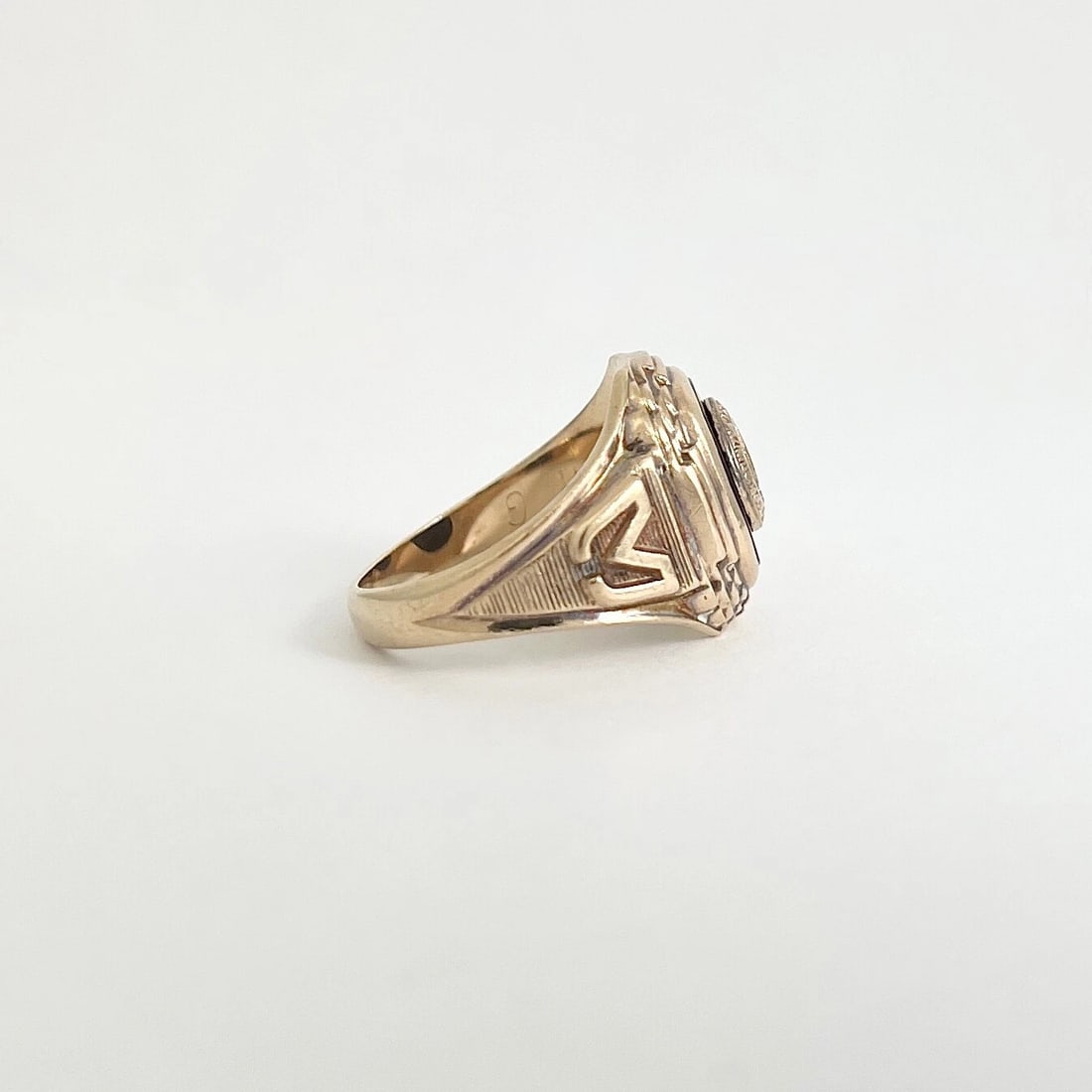 Vintage 1956 Black Onyx Mepham Class Ring 10K Yellow Gold, 7.51 Grams - 7