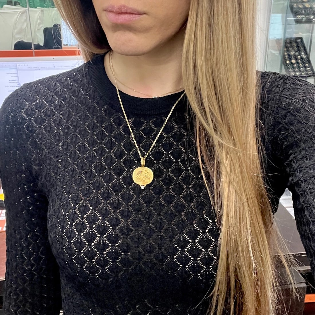 Vintage Roman Soldier Diamond Necklace Pendant 18K Yellow Gold, 5.74 Grams - 6