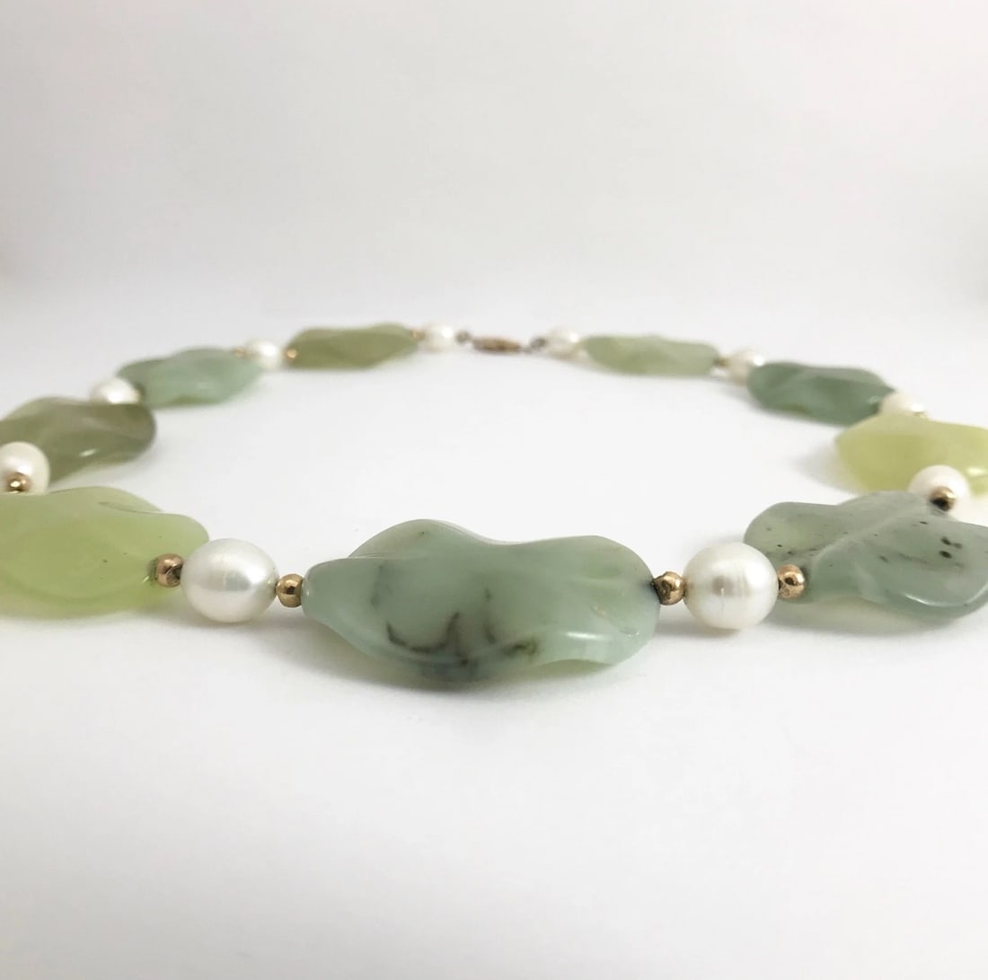 Vintage Green Jade Pearl Necklace 14K Yellow Gold, 15.5 Inches, 65.17 Grams - 9