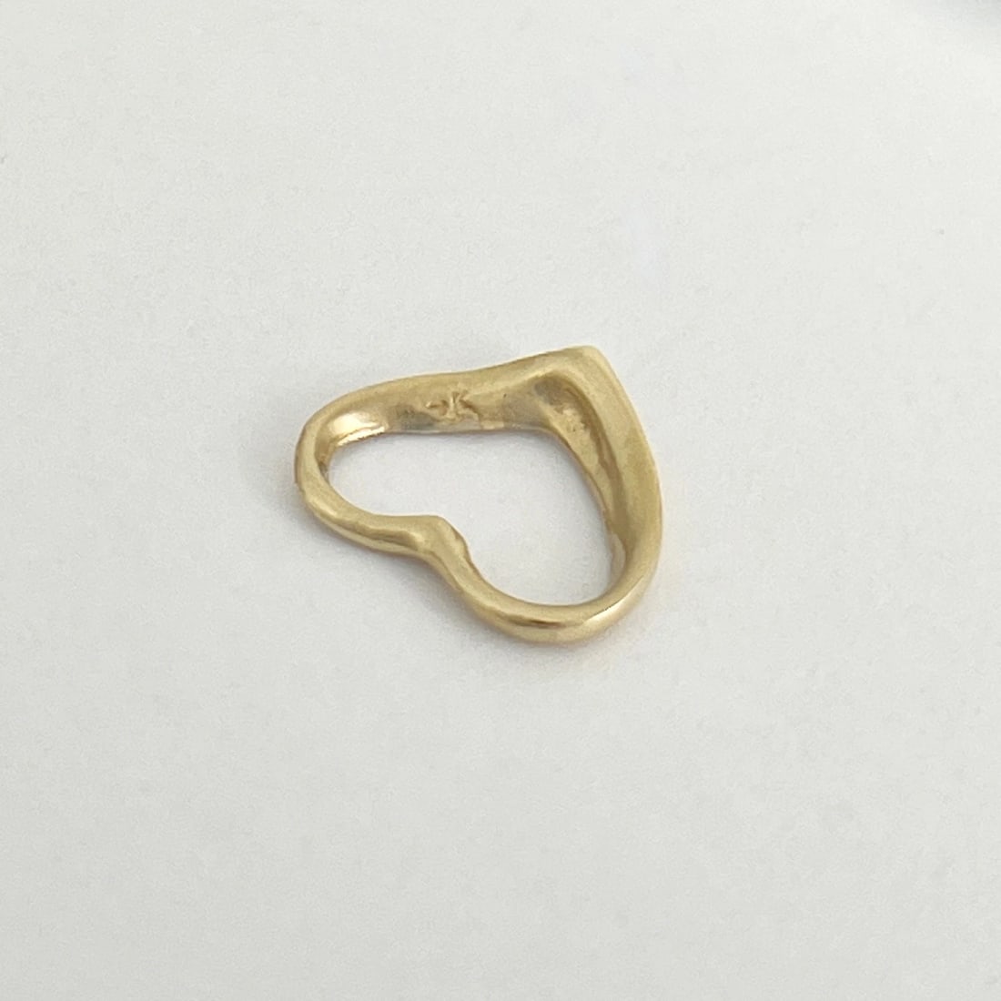 Vintage 1970's Open Heart Charm Necklace Pendant 14K Yellow Gold, .63 Grams - 7