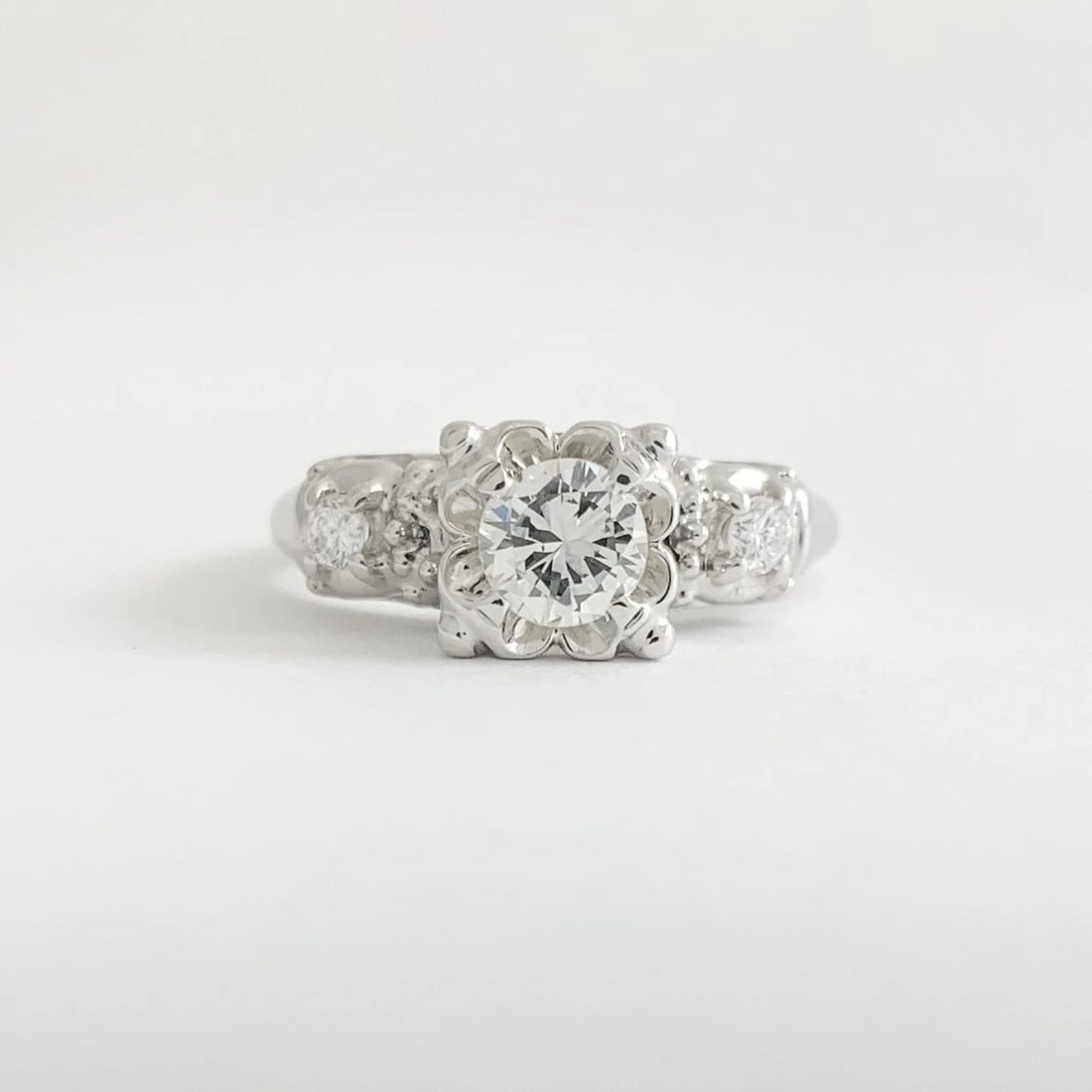 Vintage 3-Stone Diamond Scalloped Engagement Ring 14K White Gold, 3.38 Grams - 7