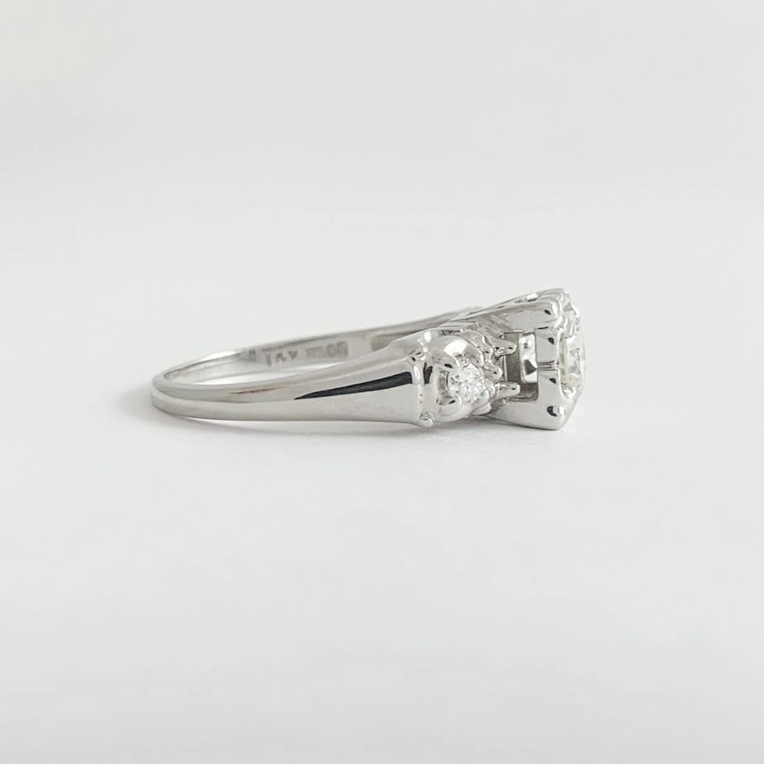 Vintage 3-Stone Diamond Scalloped Engagement Ring 14K White Gold, 3.38 Grams - 9