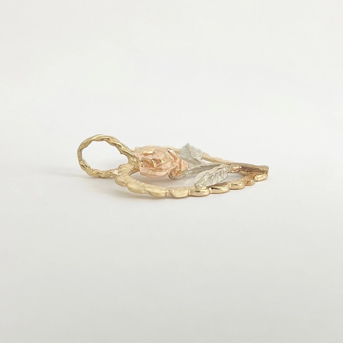 Vintage Rose Flower Heart Charm Necklace Pendant 14K Yellow Gold, 2.95 Grams - 7