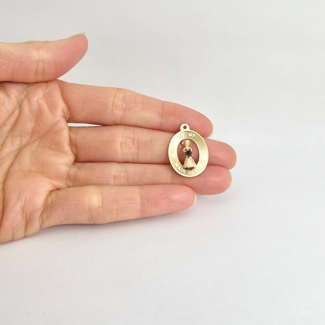 Vintage 1960's Maid of Honor Pendant Bracelet Charm 14K Yellow Gold, 1.18 Grams - 6