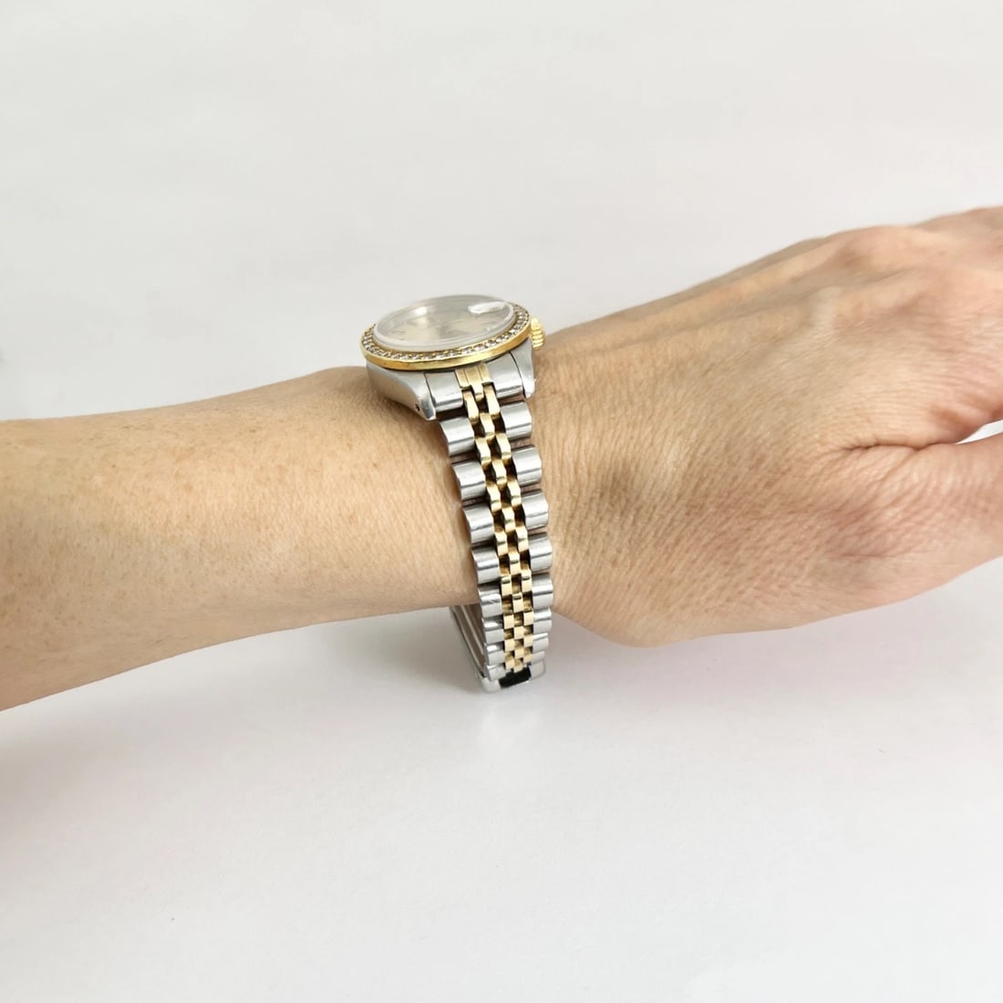 Vintage Rolex Oyster-Perpetual Date Diamond Two-Tone Stainless Steel Watch 25 mm - 4