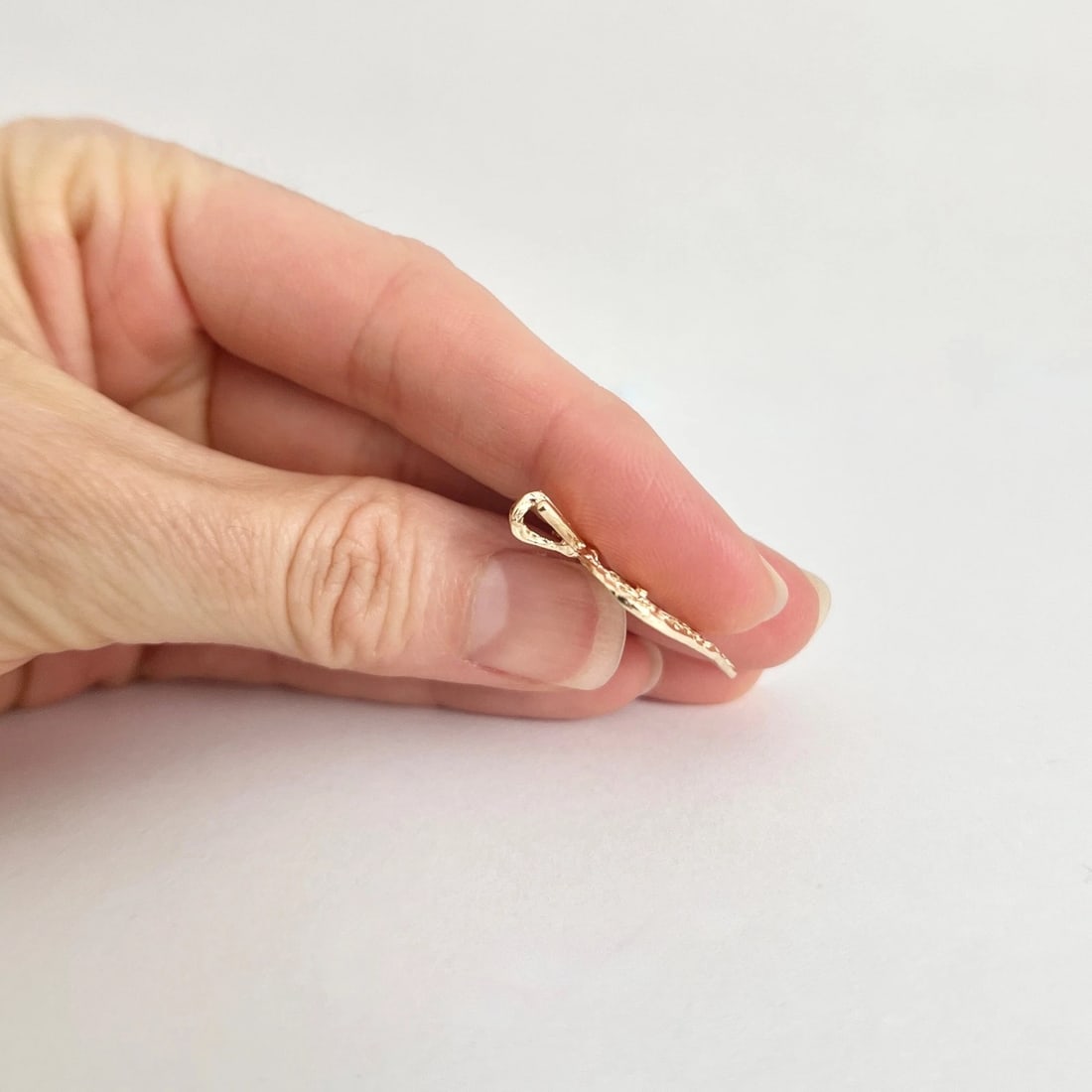 Vintage Filigree Heart Charm Necklace Pendant 12K Yellow Gold, 2.05 Grams - 6