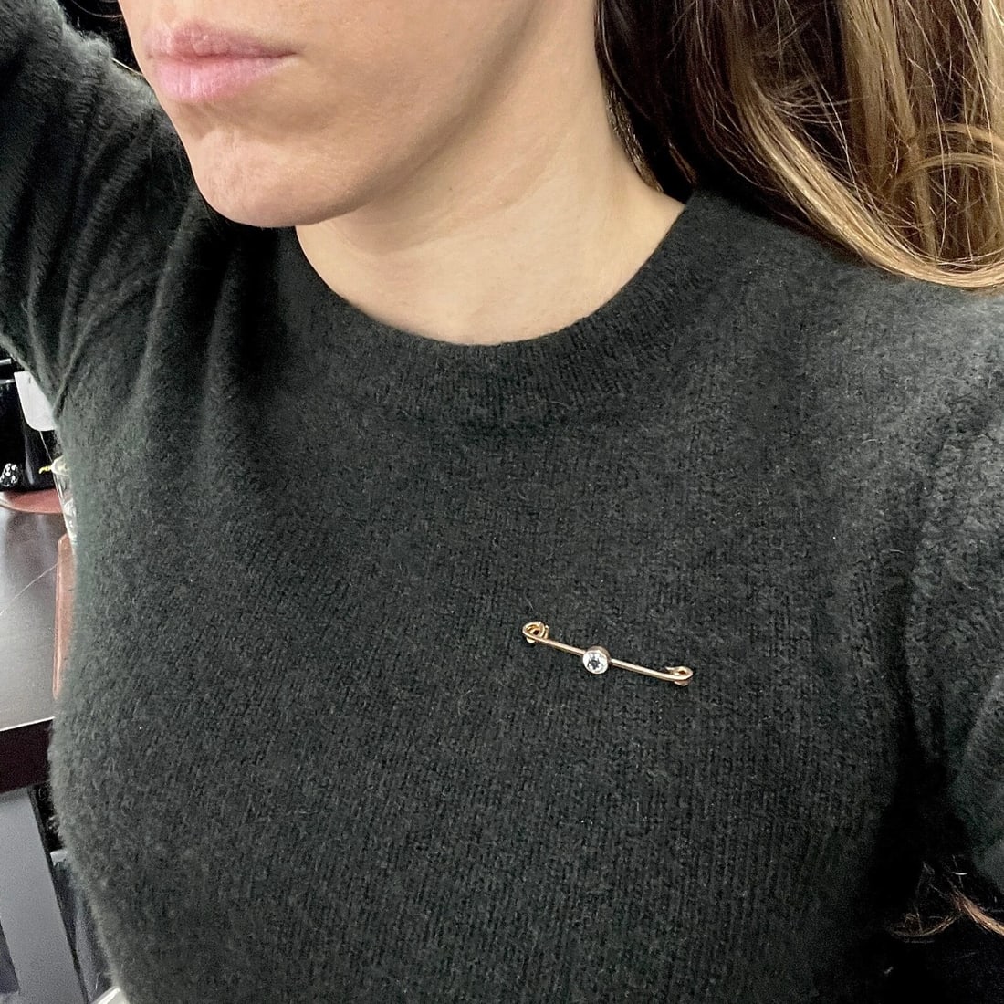 Antique Arts and Crafts Aquamarine Long Brooch Pin 9K Rose Gold, 2.29 Grams - 5