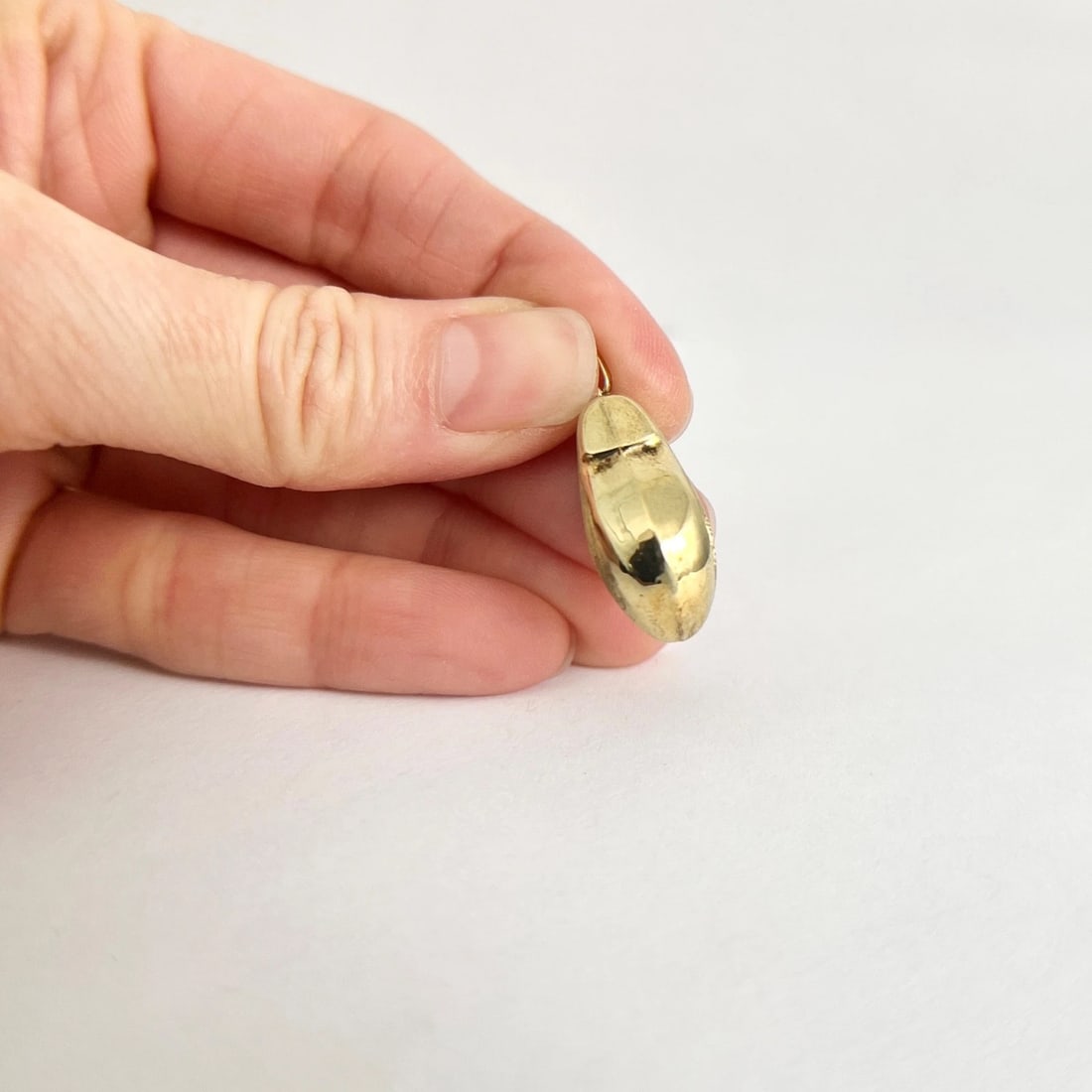 Vintage 1940's Dutch Shoe Clog Klomp Red Enamel Charm 14K Yellow Gold, 1.19 Gram - 6