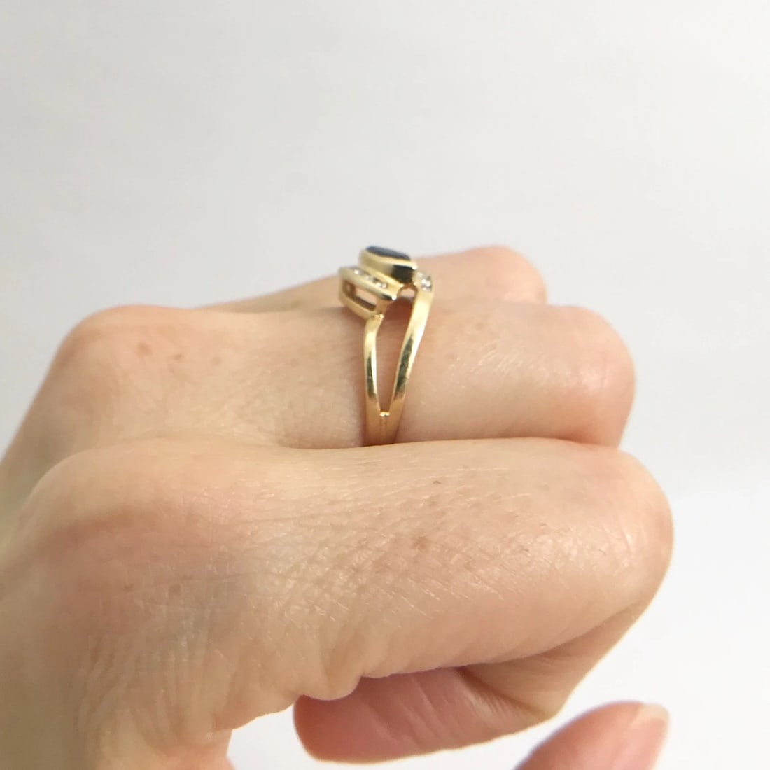 Vintage Marquise Dark Blue Sapphire Diamond Ring 14K Yellow Gold, 2.8 Grams - 7