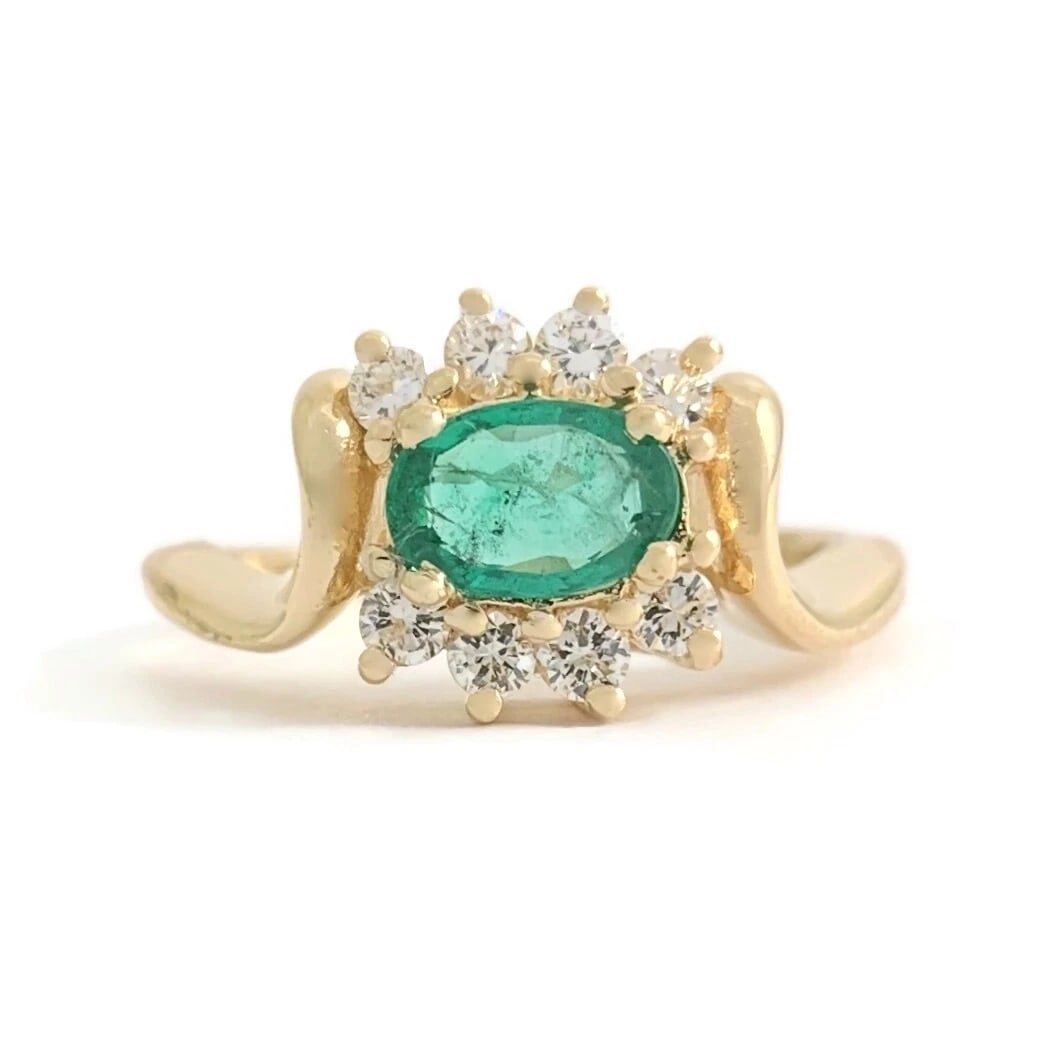Vintage Oval Green Emerald Diamond Halo Statement Ring 14K Yellow Gold, 3.35 Gr - 2