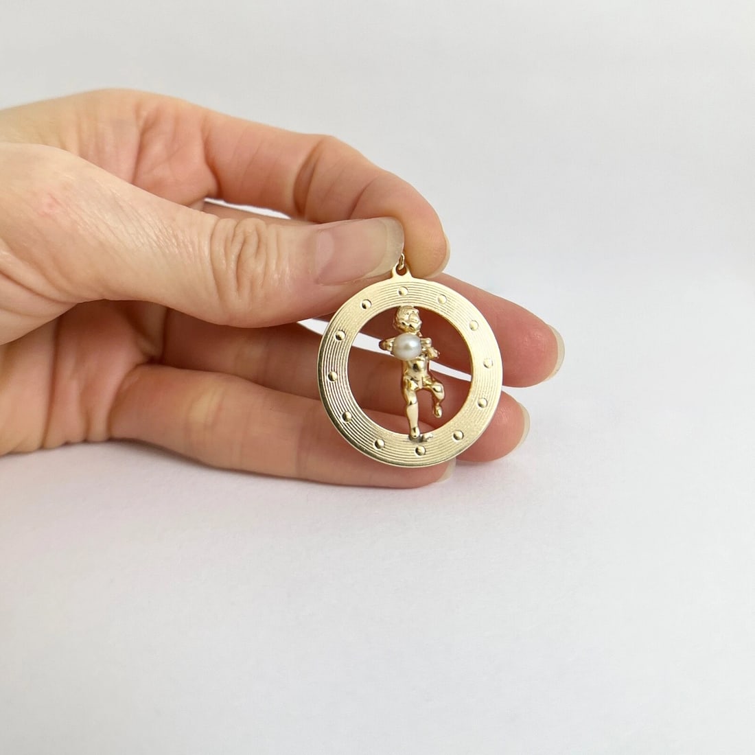 Vintage Cupid Cherub Pearl Necklace Pendant Charm 14K Yellow Gold, 6.56 Grams - 3