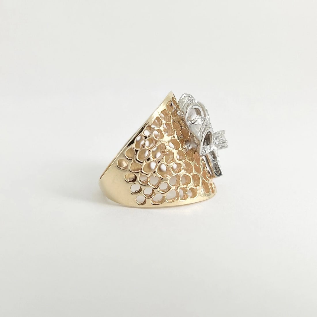 Vintage Two-Tone Diamond Bow Filigree Long Ring 14K Yellow White Gold, 8.49 Gram - 7