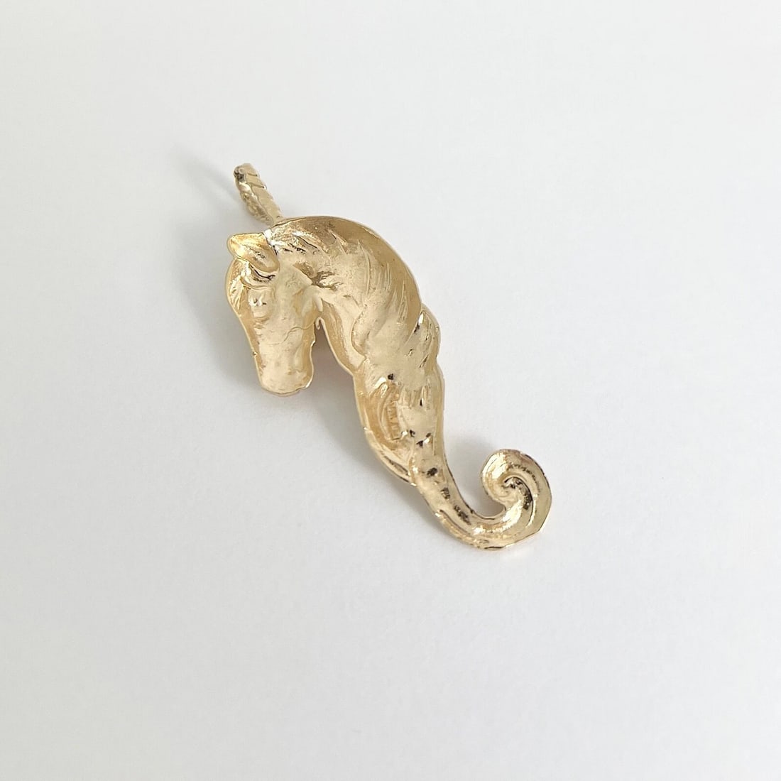 Vintage Seahorse Horse Necklace Pendant 14K Yellow Gold, 4.94 Grams - 7