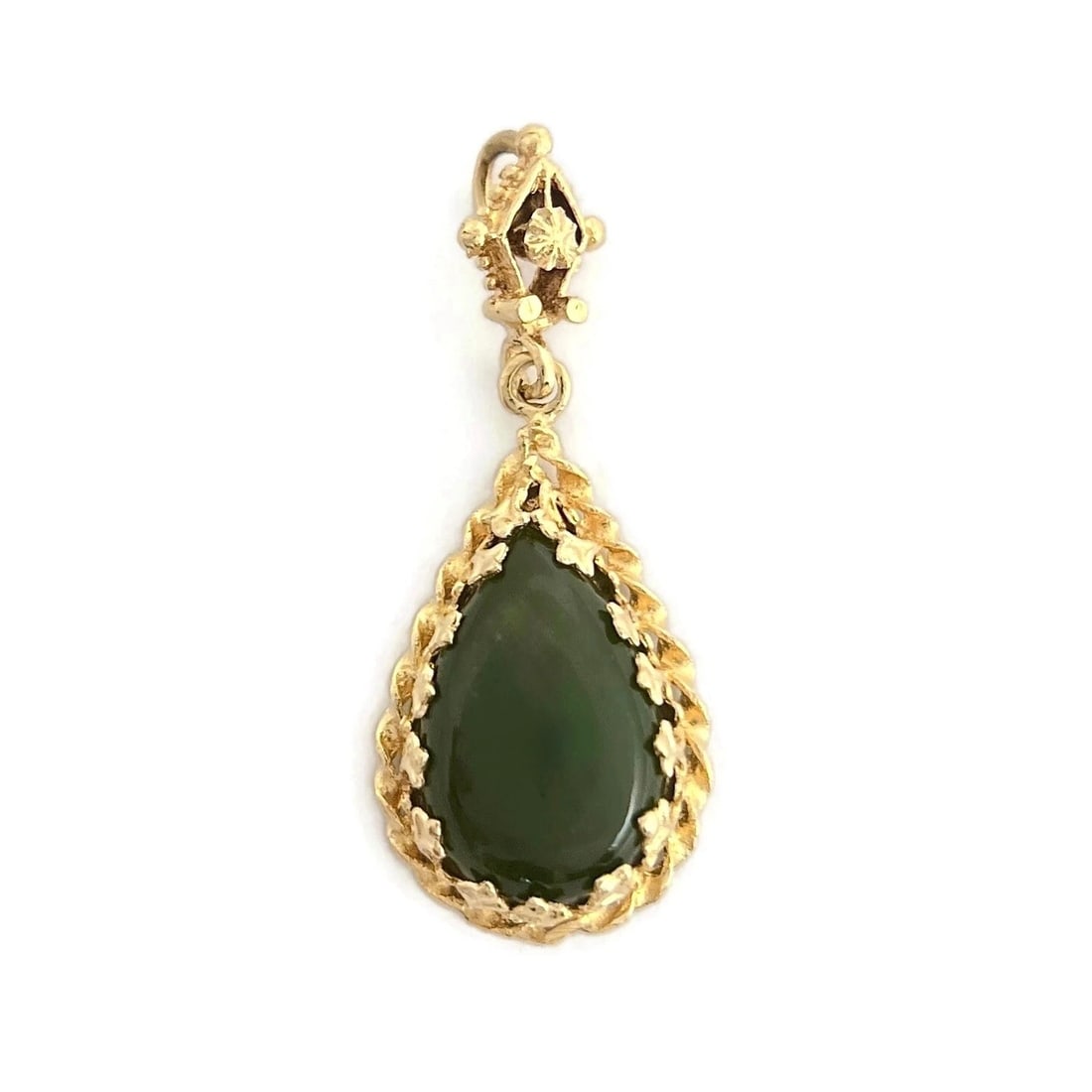 Vintage Teardrop Green Jade Gemstone Charm Pendant 14K Yellow Gold, 2.67 Grams: "Vintage Teardrop Green Jade Gemstone Charm Pendant 14K Yellow Gold, 2.37 Grams This is such a lovely pendant that can be worn on the chain of your choice. Please let us know if you have any questions