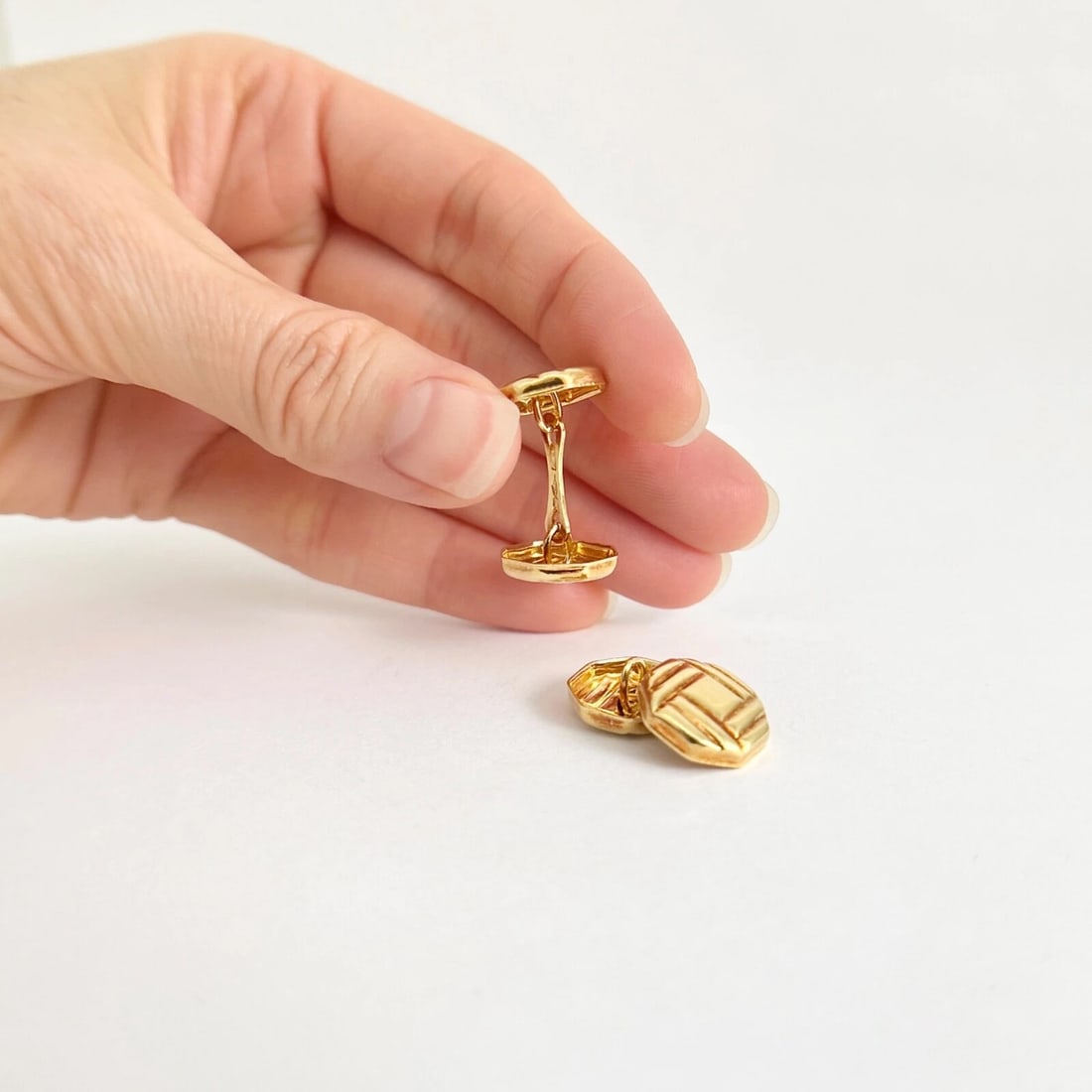 Vintage Geometric Octagon Cufflinks 18K Yellow Gold, 5.78 Grams - 4
