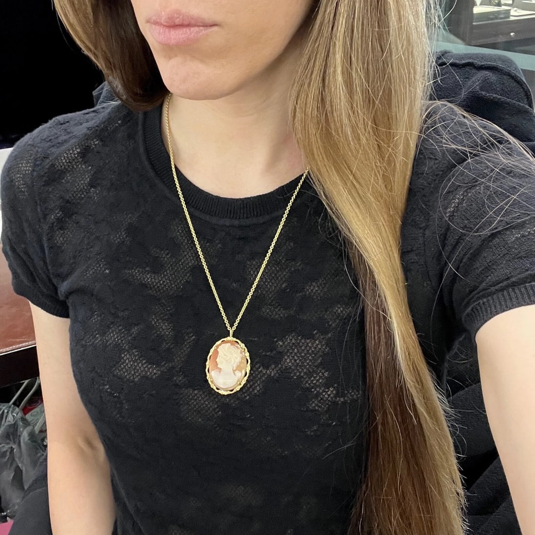 Antique 1920's Italian Cameo Pendant Brooch Pin 18K Yellow Gold, 7.57 Grams - 6