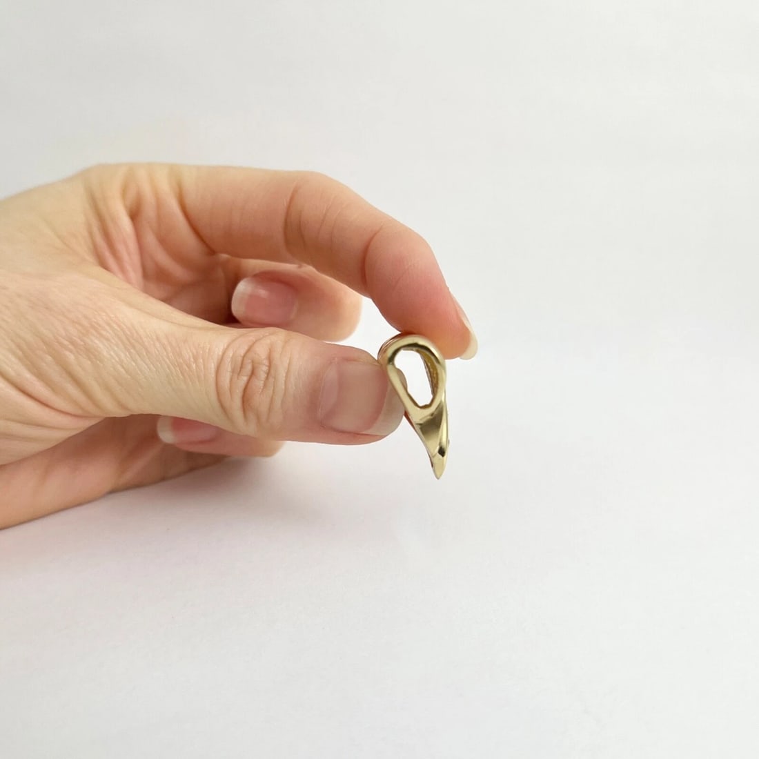 Vintage Diamond Matte Triangle Necklace Pendant 14K Yellow Gold, 8.91 Grams - 6