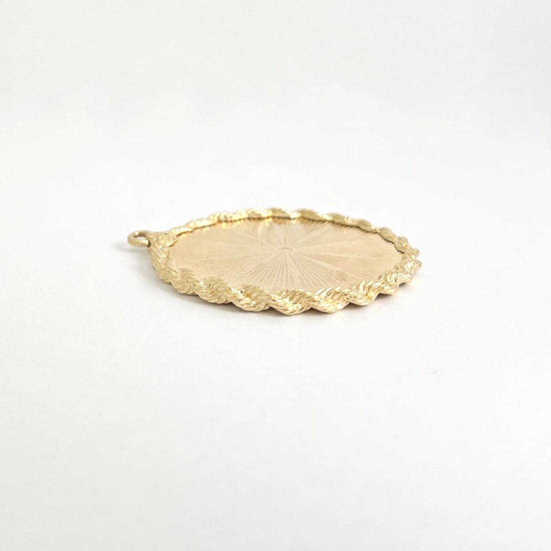 Vintage 1960's Engine Turned Disc Rope Pendant Charm 14K Yellow Gold, 15.69 Gram - 7