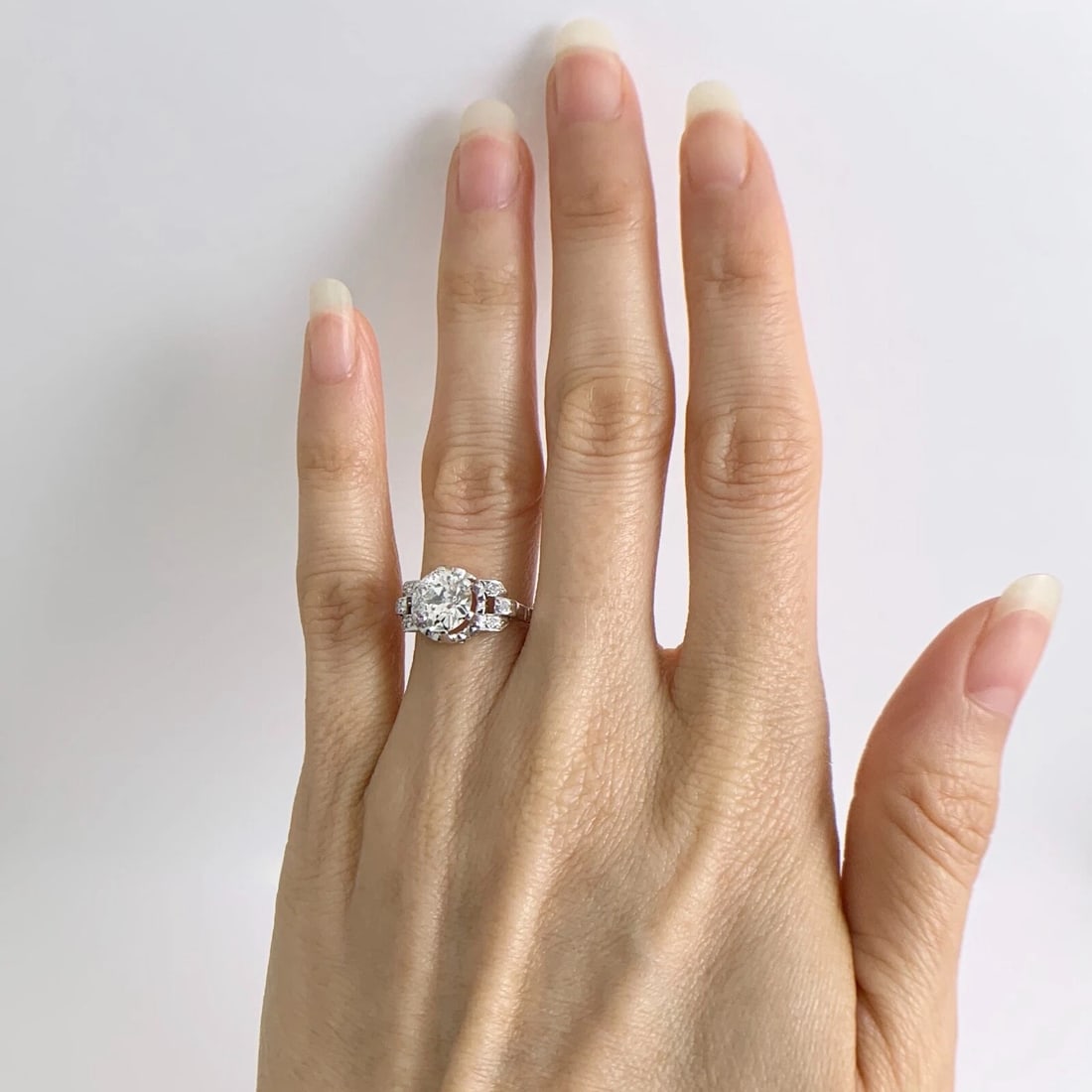 Antique Vintage Art Deco Round Diamond Platinum Engagement Ring 1.60 CTW - 4