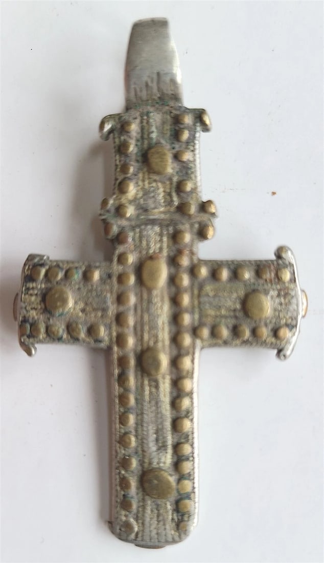 18th CENTURY RUSSIAN MIXED METAL NECK ICON CROSS ANTIQUE PENDANT (1 of 4)