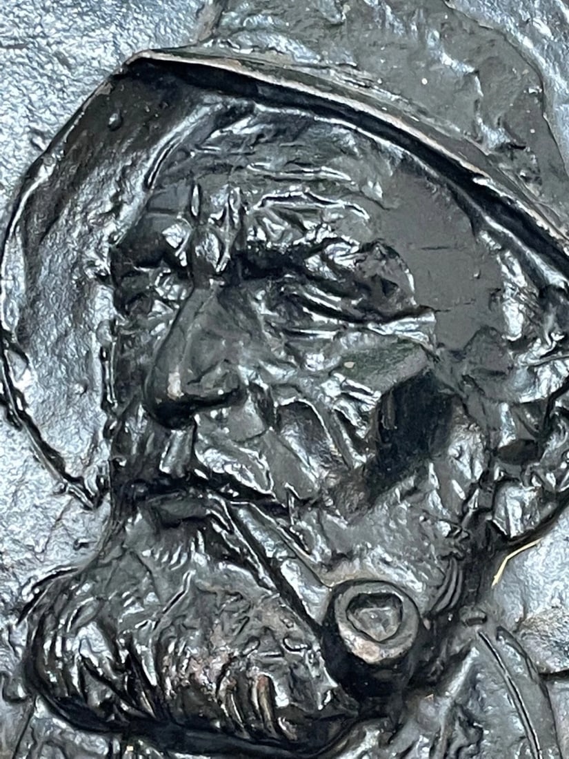 Antique English Fisherman Sea Captain Pipe Smoker Heavy Cast Iron Wall Plaque - 5