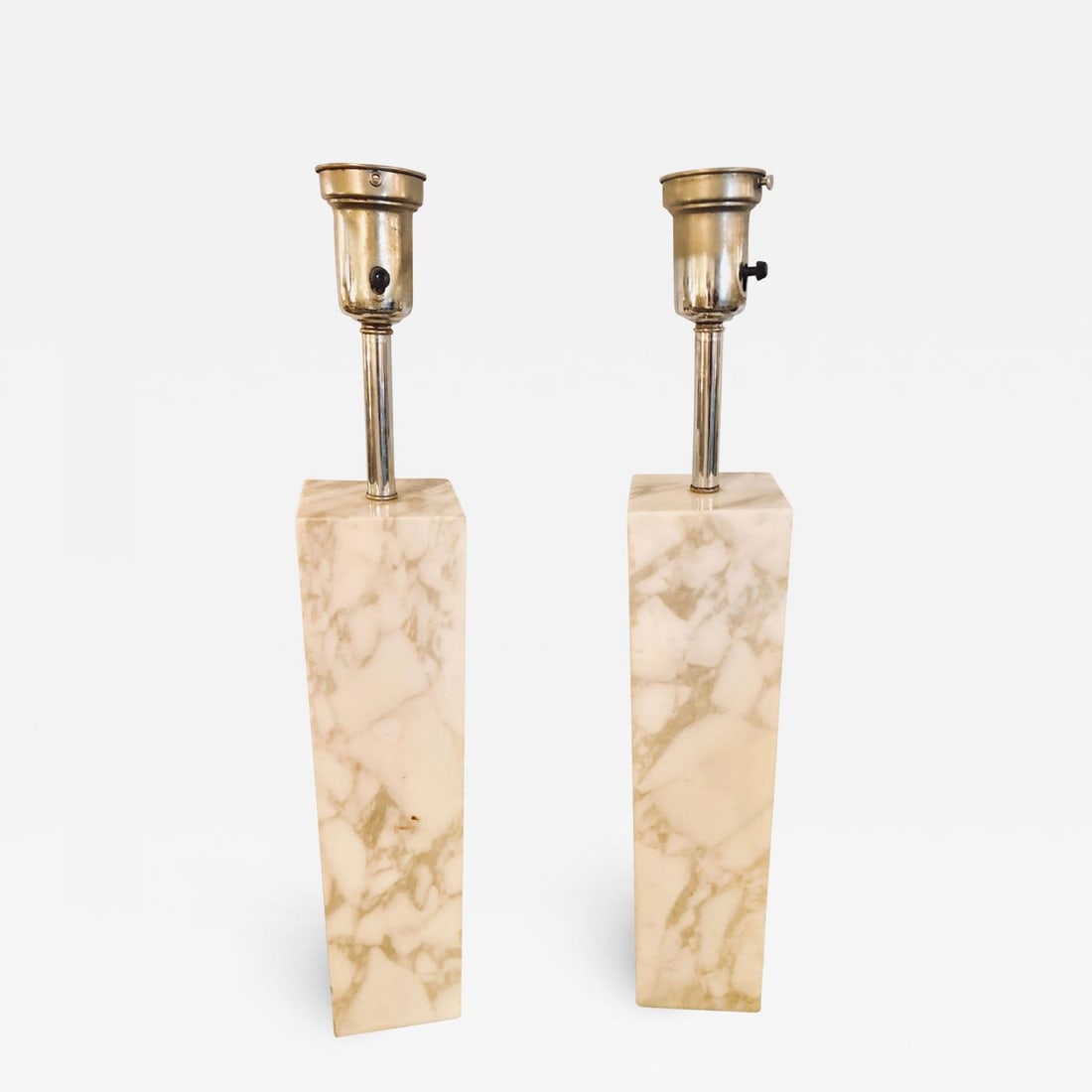 Fine Custom Pair of T. H. Robsjohn-Gibbings Marble Column Form Table Lamps (1 of 10)