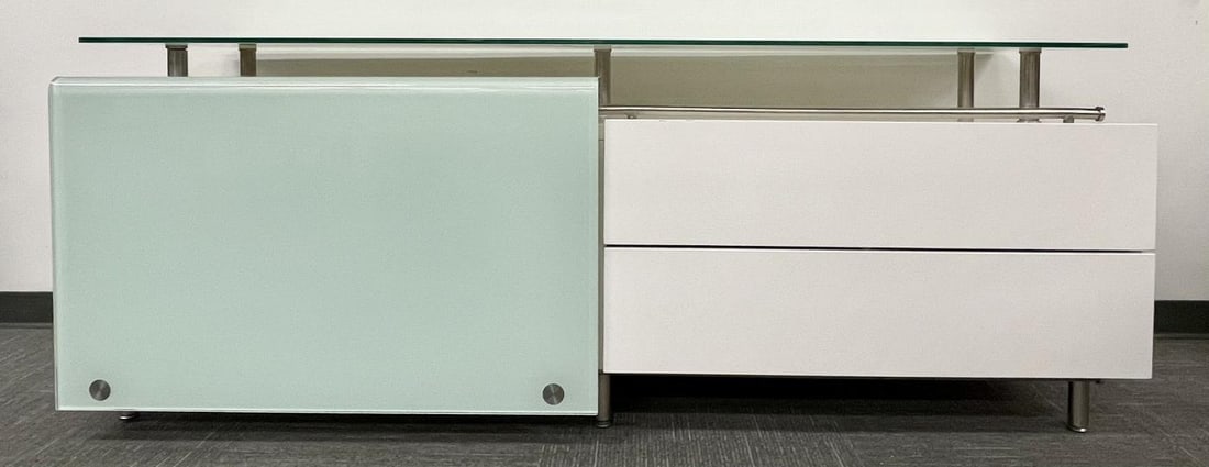 Mid Century Modern White Lacquered and Glass Console, Dresser or Sideboard - 3