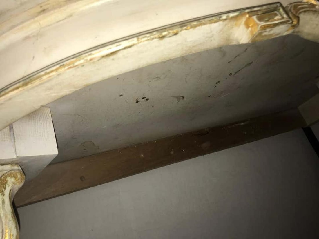 Pair of Italian Parcel Paint and Gilt Decorated Faux Marble-Top Console Tables - 4