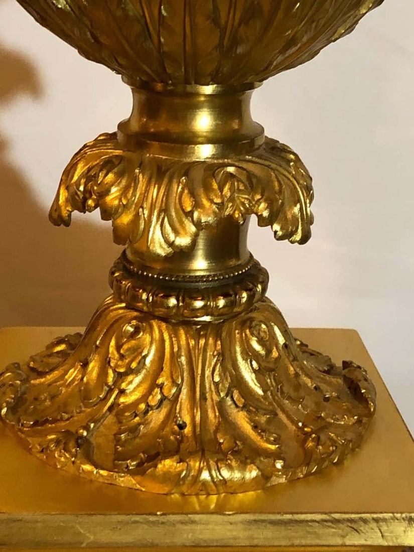 French Table Lamp Trellis Floral Porcelain Urn with Rams Head Gilt Bronze Mounts - 12