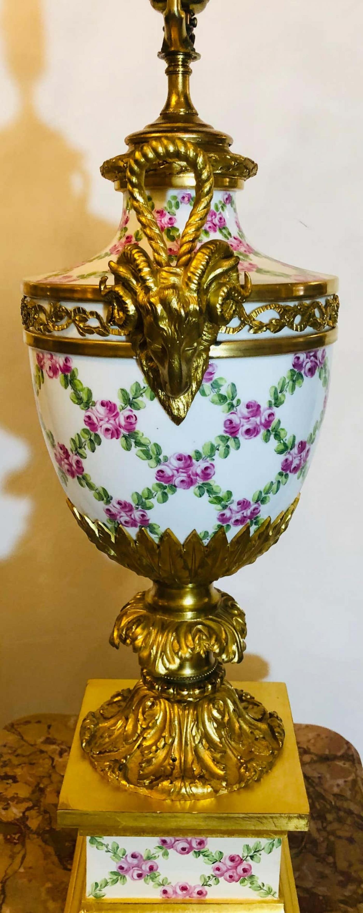 French Table Lamp Trellis Floral Porcelain Urn with Rams Head Gilt Bronze Mounts - 9