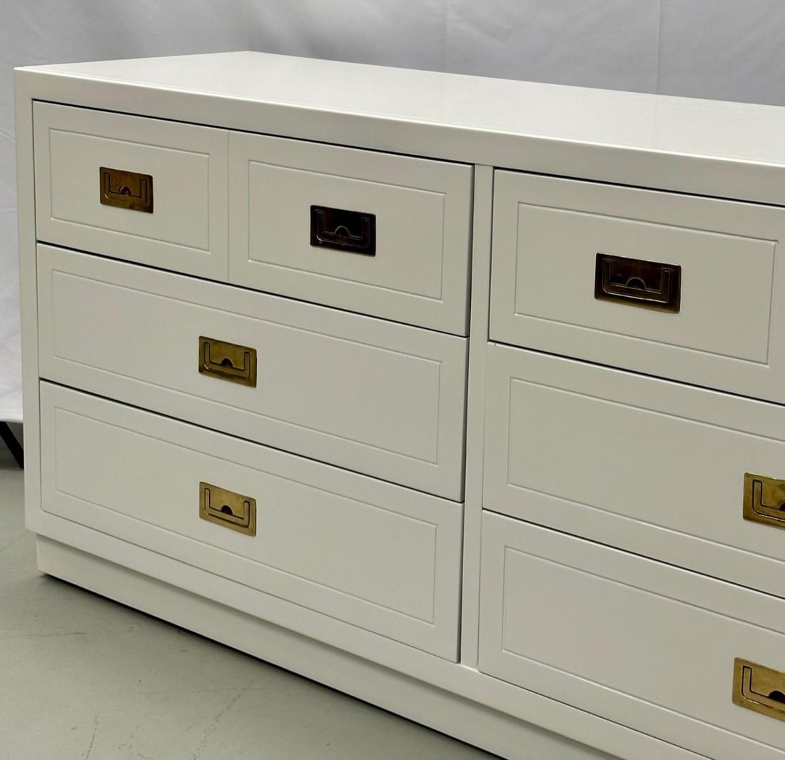 Mid-Century Modern White Campaign Dresser / Chest of Drawers, America, Brass - 13