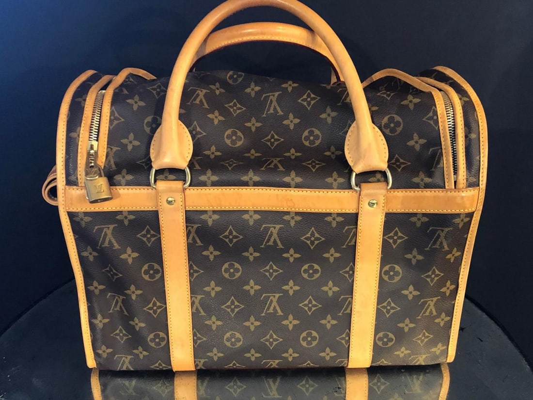 Louis Vuitton Dog Carrier 40 Monogram Canvas Luggage Bag - 3