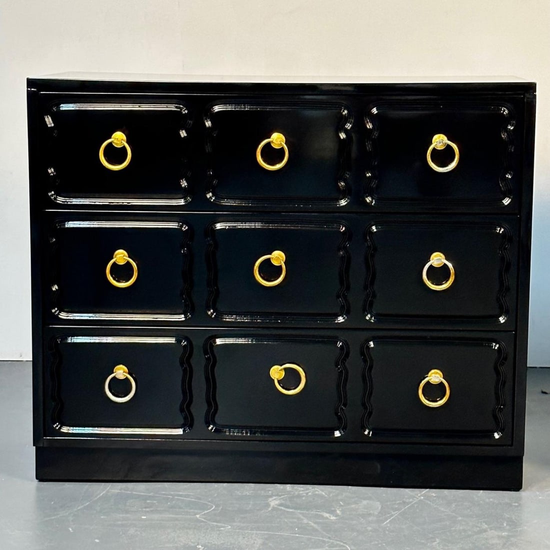 Pair Dorothy Draper for Heritage Style Espana Chests, Nightstands, Black Lacquer - 10