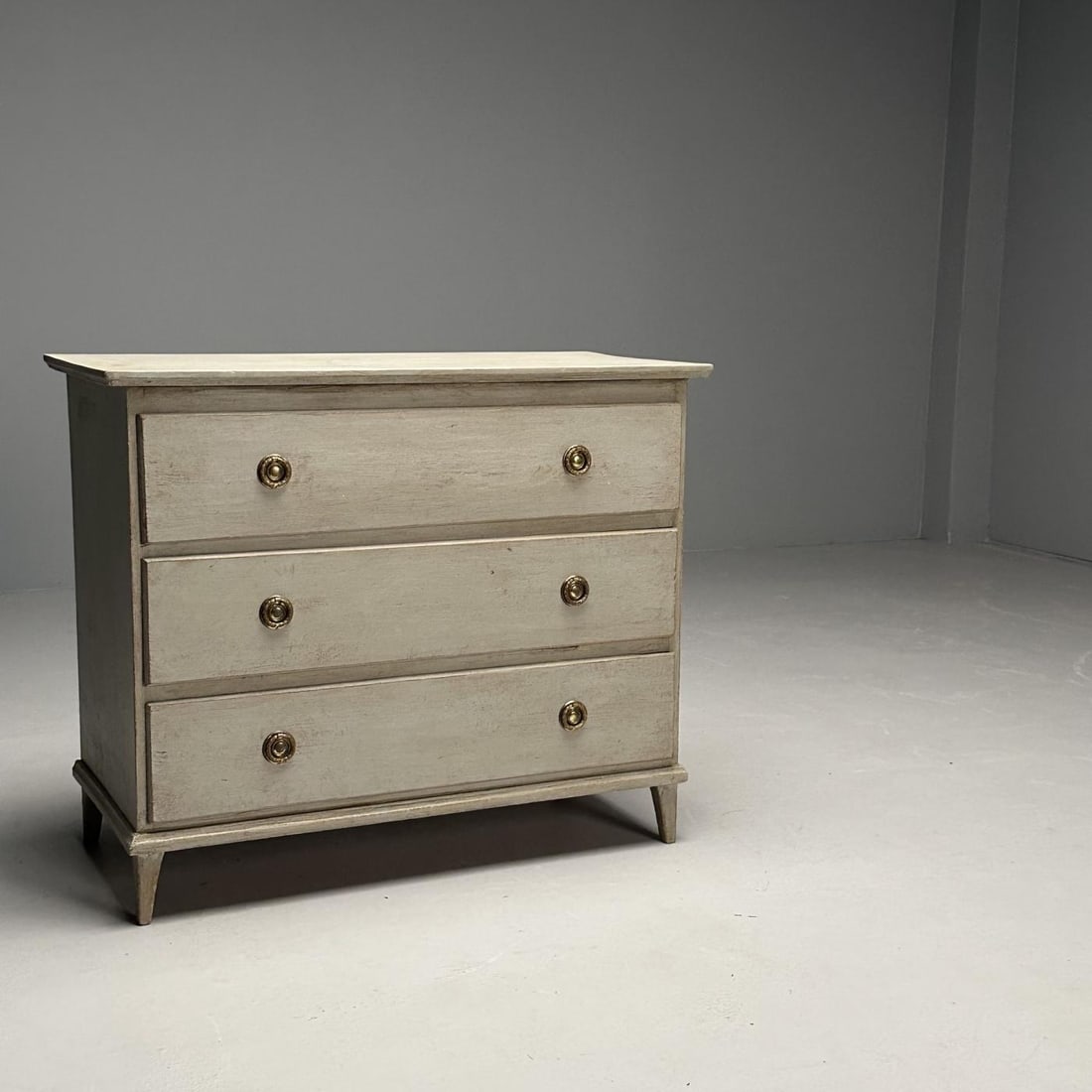 Gustavian, Swedish Commode, Grey Paint Distressed, Brass, Sweden, 1940s - 12