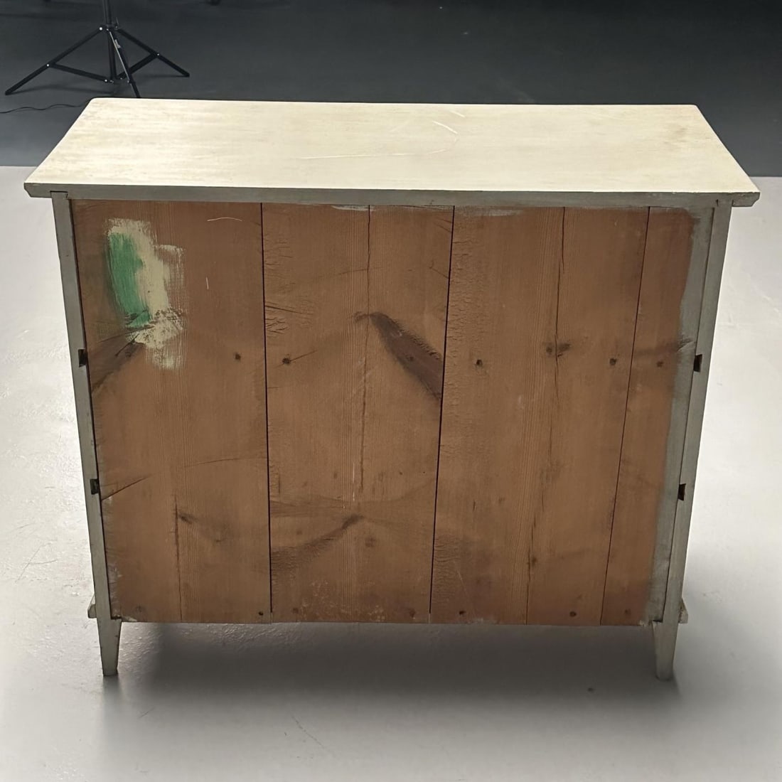 Gustavian, Swedish Commode, Grey Paint Distressed, Brass, Sweden, 1940s - 13