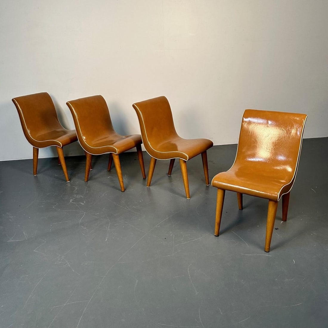 Four American Mid-Century Modern Curvy Dining / Side Chairs by Russel Wright - 5