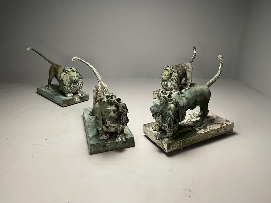 Lion Fountains, Lifesize Outdoor Statues, Patinated Bronze, England, 1860s - 7