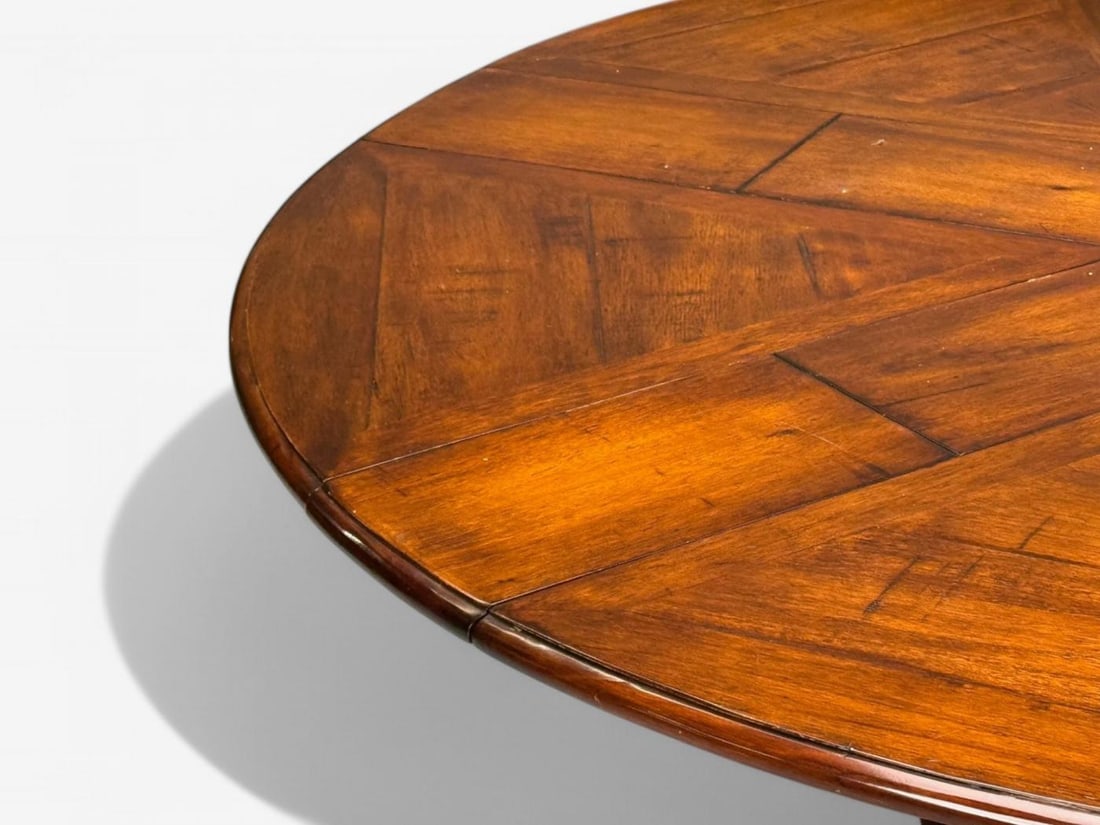 Farmhouse Style, Walnut, Jupe Round Dining Table, USA, 20th C. - 11
