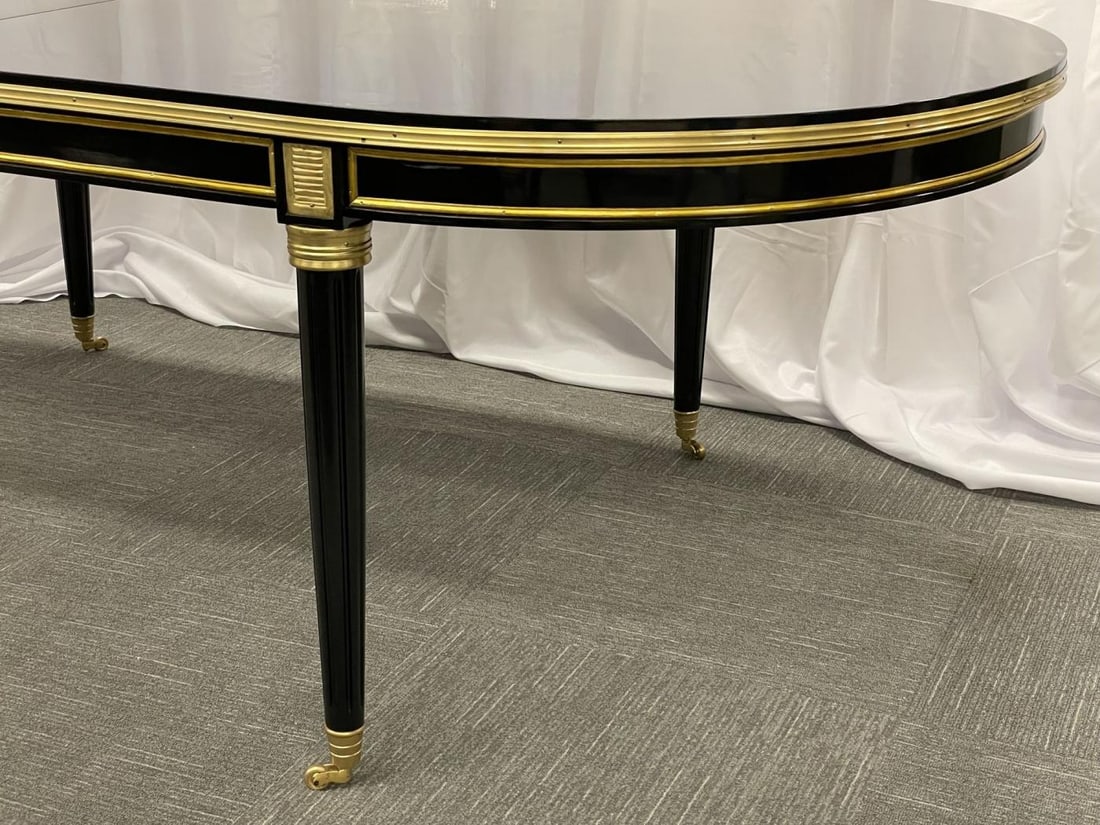 Dining Table, Louis XVI Maison Jansen Style, Black Lacquer, 15 Feet, Refinished - 12
