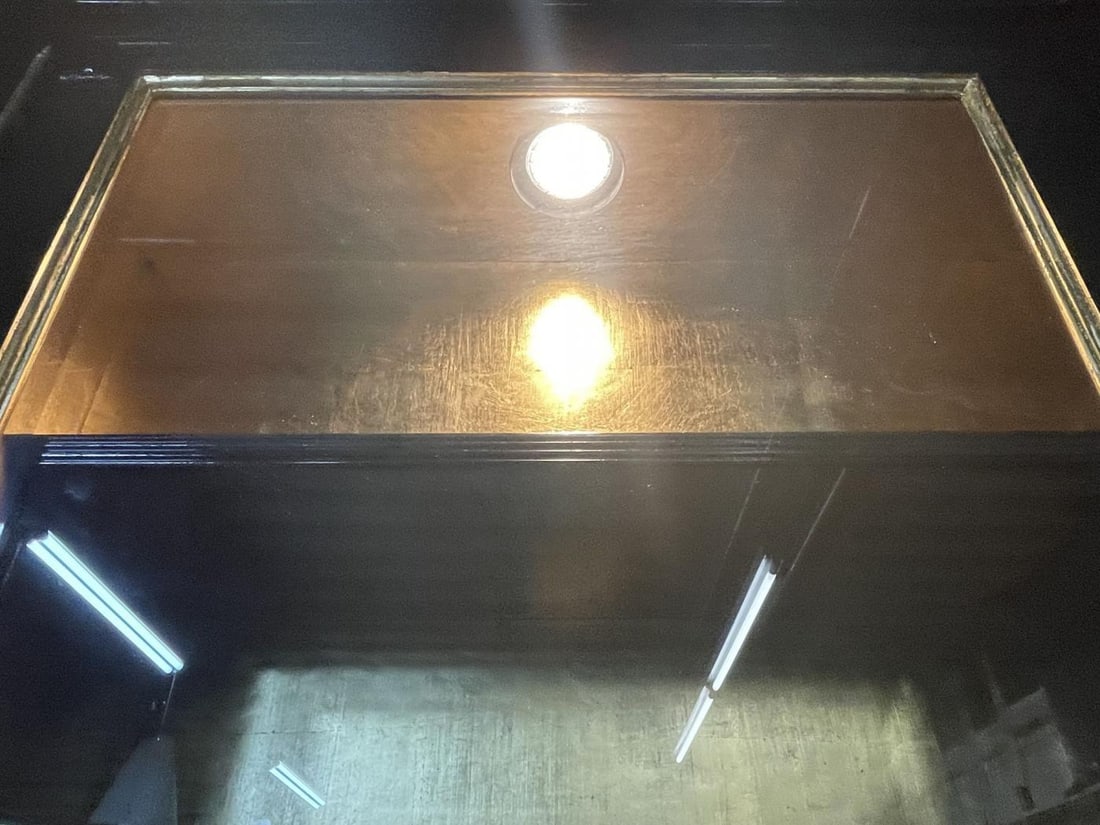 Hollywood Regency Maison Jansen Style Bookcase / Cabinet, Ebony, Gold Leaf - 11