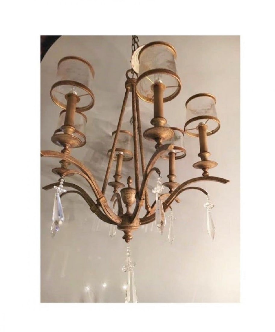 Italian Gilt Metal and Crystal Chandelier with Glass Shades - 3