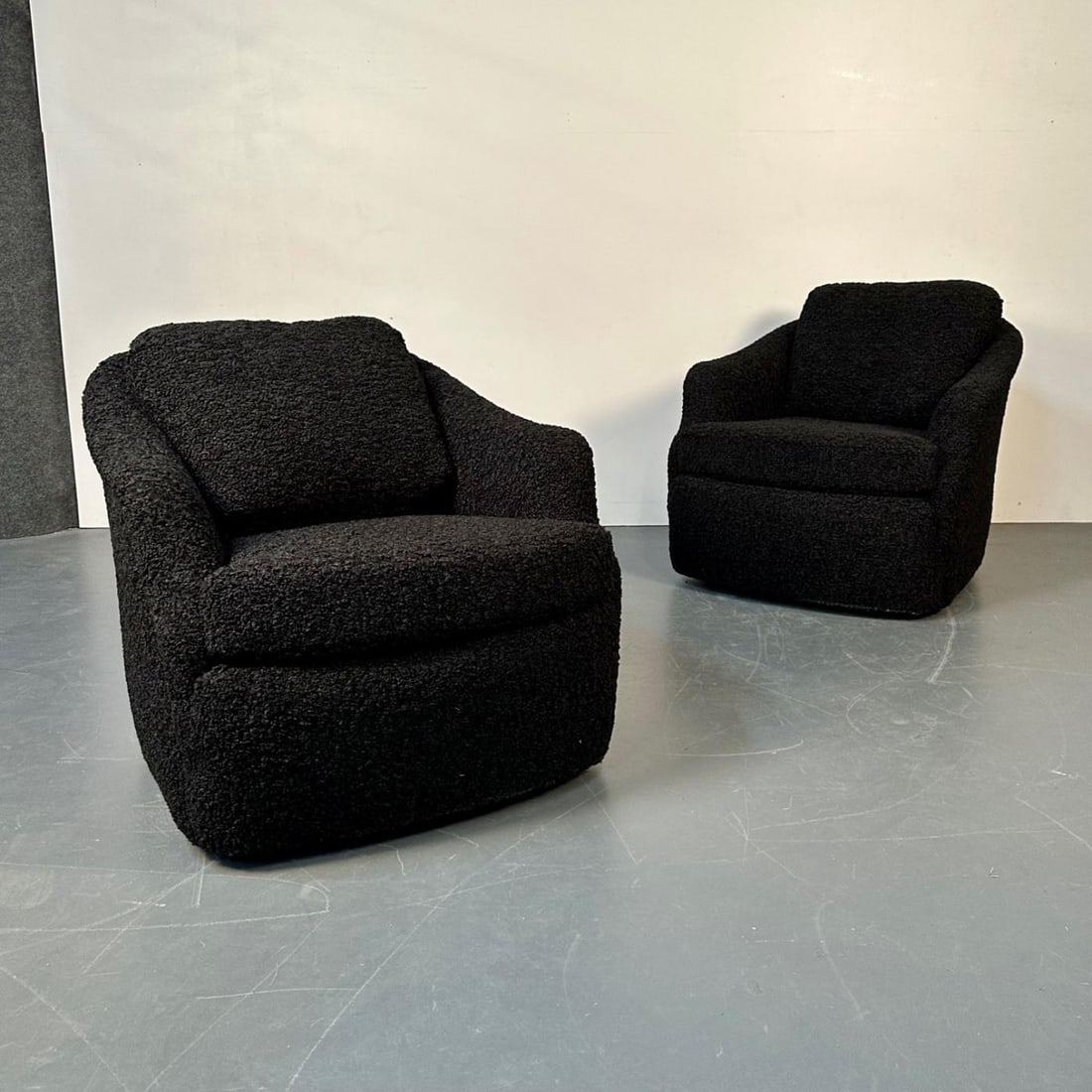 Mid-Century Modern Black Boucle Tub / Swivel / Lounge Chair, Faux Fur - 9