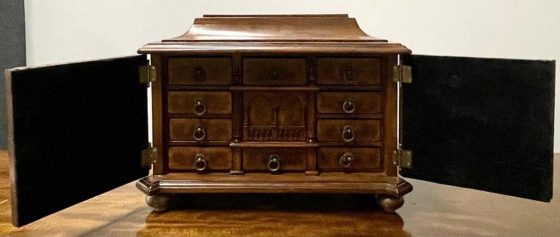 Maitland Smith Jewelry Box, Casket Box, Inlaid, Banded, Keepsake Box - 11