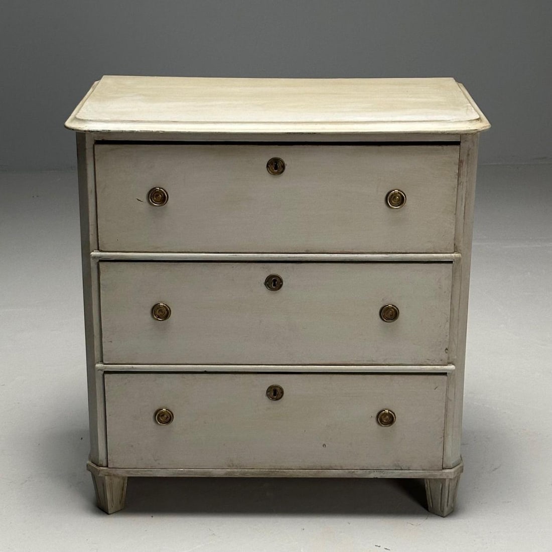 Gustavian, Swedish Commode, Grey Paint Distressed, Brass, Sweden, 1930s - 5