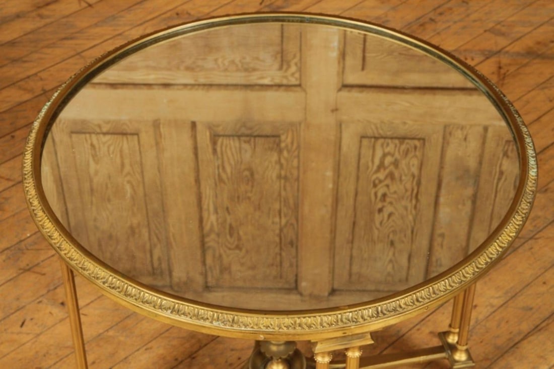 Pair of Bagues Style Gilt Bronze Neoclassical End Tables or Pedestals - 7