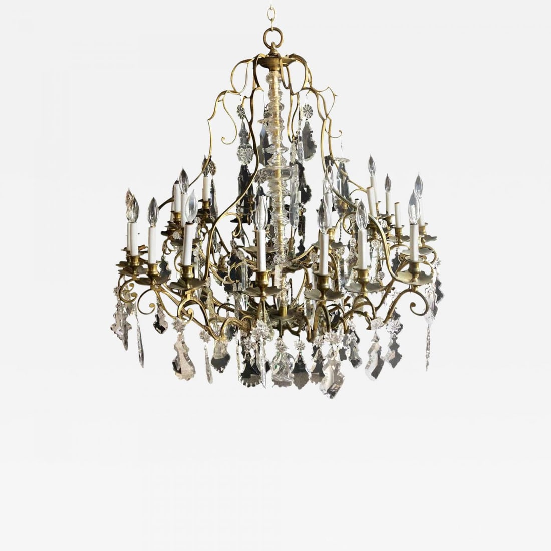 Bronze and Crystal Palatial Thirty-Light Chandelier - 2